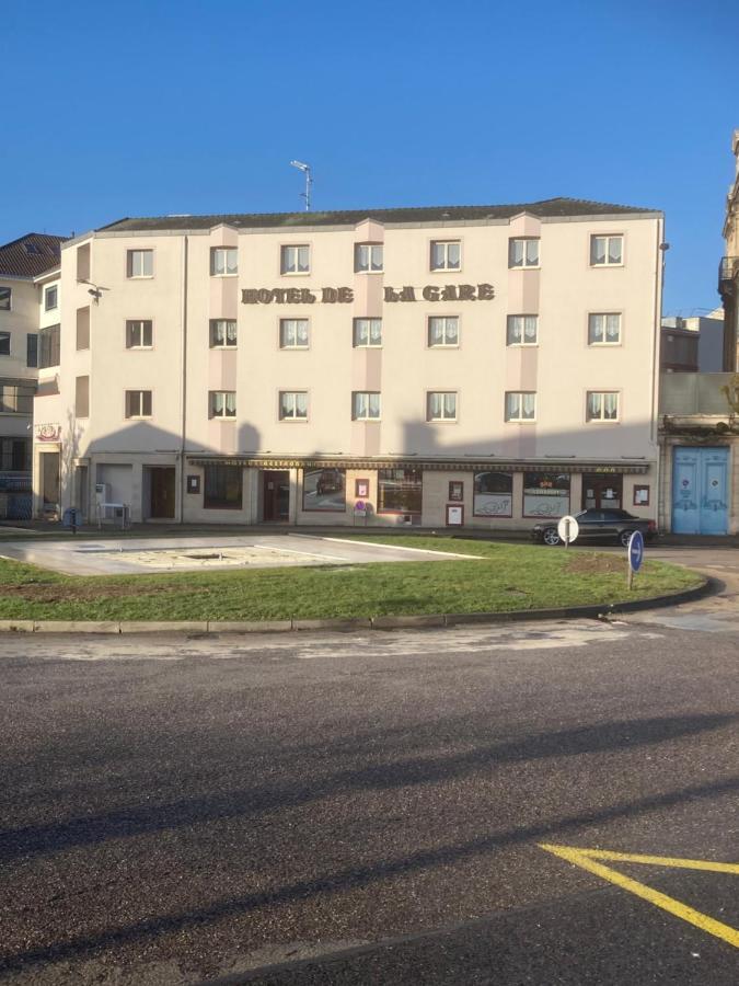 Hotel De La Gare 巴勒迪克 外观 照片