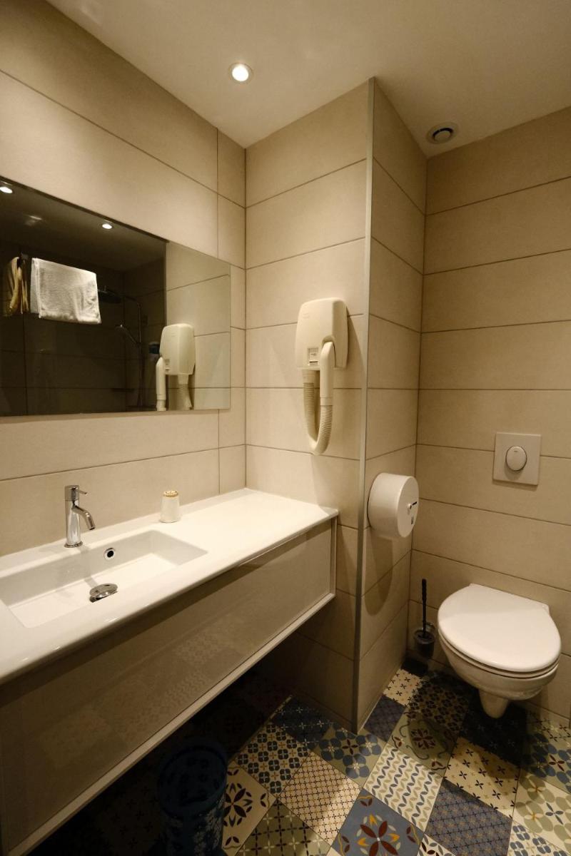 Hotel De La Gare 巴勒迪克 外观 照片